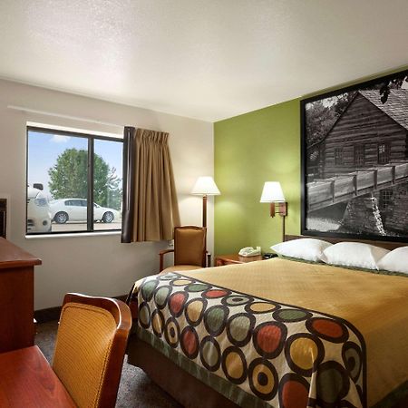 Motel Super 8 By Wyndham Macon Exterior foto
